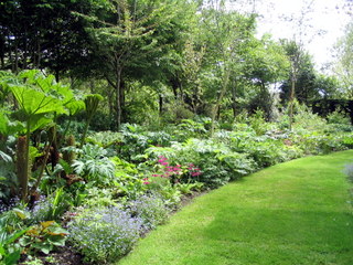 2005-05-21-14-39-03_garden_marsh_villa_may_05-003_garden_marsh_villa_may_05.jpg 2005-05-21-14-39-03_garden_marsh_villa_may_05-003_garden_marsh_villa_may_05.jpg garden_marsh_villa_may_05