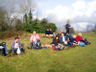 2006-01-22-13-57-20_walkers_jan_o6-001_ipplepen_stoneycombe.jpg 2006-01-22-13-57-20_walkers_jan_o6-001_ipplepen_stoneycombe.jpg ipplepen_stoneycombe