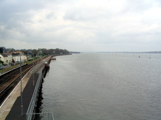 2006-04-30-11-53-32_starcross-002_powderham_starcross_kenton.jpg 2006-04-30-11-53-32_starcross-002_powderham_starcross_kenton.jpg powderham_starcross_kenton
