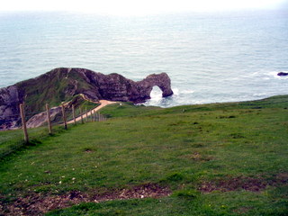 2006-05-24-11-51-18_lulworth_cove_weymouth-004_lulworth_bowleaze_cove.jpg 2006-05-24-11-51-18_lulworth_cove_weymouth-004_lulworth_bowleaze_cove.jpg lulworth_bowleaze_cove