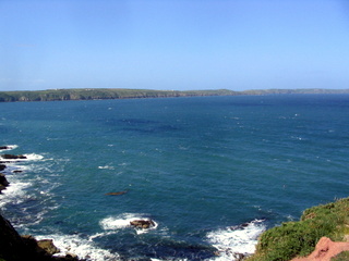 2006-06-22-10-44-50_pembroke_june_2006-108_pembroke_coast_st_brides_marloes_dale.jpg 2006-06-22-10-44-50_pembroke_june_2006-108_pembroke_coast_st_brides_marloes_dale.jpg pembroke_coast_st_brides_marloes_dale