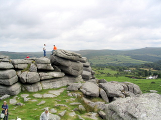 2006-07-12-14-28-21_dartmoor_july_2006-018_whitchurch_sampford_spiney_feather_tor.jpg  whitchurch_sampford_spiney_feather_tor 