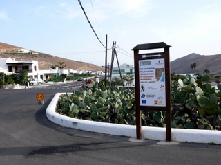 2006-11-14-10-19-56_p1000763_lanzarote_femes_circular_walk.jpg 2006-11-14-10-19-56_p1000763_lanzarote_femes_circular_walk.jpg Lanzarote_Femes_circular_walk