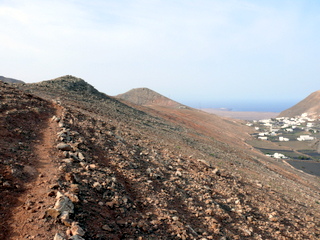 2006-11-14-10-49-50_p1000777_lanzarote_femes_circular_walk.jpg 2006-11-14-10-49-50_p1000777_lanzarote_femes_circular_walk.jpg Lanzarote_Femes_circular_walk