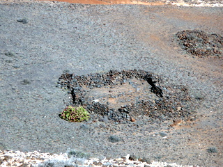 2006-11-14-12-19-51_p1000810_lanzarote_femes_circular_walk.jpg 2006-11-14-12-19-51_p1000810_lanzarote_femes_circular_walk.jpg Lanzarote_Femes_circular_walk
