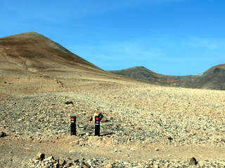 2006-11-14-12-26-17_p1000811_lanzarote_femes_circular_walk.jpg 2006-11-14-12-26-17_p1000811_lanzarote_femes_circular_walk.jpg Lanzarote_Femes_circular_walk