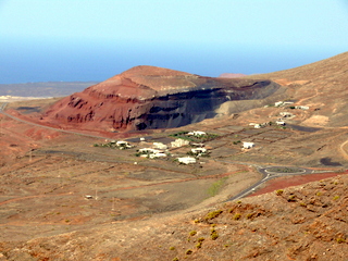 2006-11-14-13-51-32_p1000824_lanzarote_femes_circular_walk.jpg 2006-11-14-13-51-32_p1000824_lanzarote_femes_circular_walk.jpg Lanzarote_Femes_circular_walk