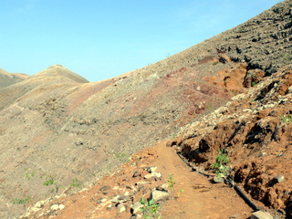2006-11-14-14-03-33_p1000827_lanzarote_femes_circular_walk.jpg 2006-11-14-14-03-33_p1000827_lanzarote_femes_circular_walk.jpg Lanzarote_Femes_circular_walk