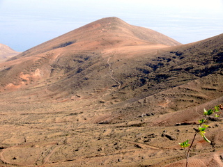 2006-11-14-14-17-10_p1000839_lanzarote_femes_circular_walk.jpg 2006-11-14-14-17-10_p1000839_lanzarote_femes_circular_walk.jpg Lanzarote_Femes_circular_walk
