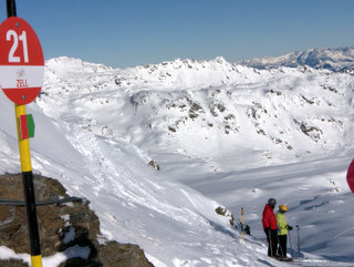 2010-01-05-11-22-21_p1010057_austria_zell_am_ziller_zillertal_arena_gerlos_konigsleiten_2010-01-05.jpg  Austria_Zell_am_Ziller_Zillertal_Arena_Gerlos_Konigsleiten_2010-01-05 