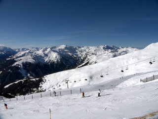 2010-01-05-12-49-38_p1010075_austria_zell_am_ziller_zillertal_arena_gerlos_konigsleiten_2010-01-05.jpg  Austria_Zell_am_Ziller_Zillertal_Arena_Gerlos_Konigsleiten_2010-01-05 