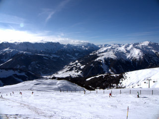 2010-01-05-12-49-43_p1010076_austria_zell_am_ziller_zillertal_arena_gerlos_konigsleiten_2010-01-05.jpg  Austria_Zell_am_Ziller_Zillertal_Arena_Gerlos_Konigsleiten_2010-01-05 